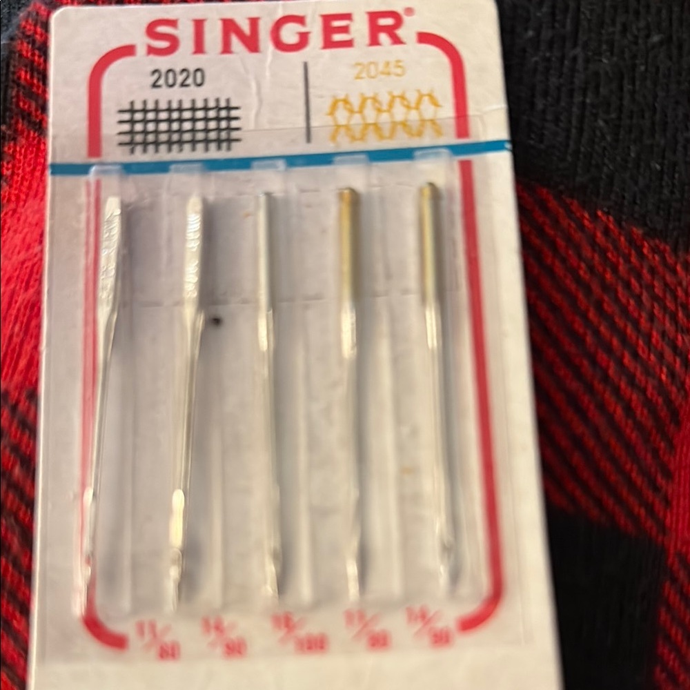 Singer Sewing Machine Needles.     SIZE 2020